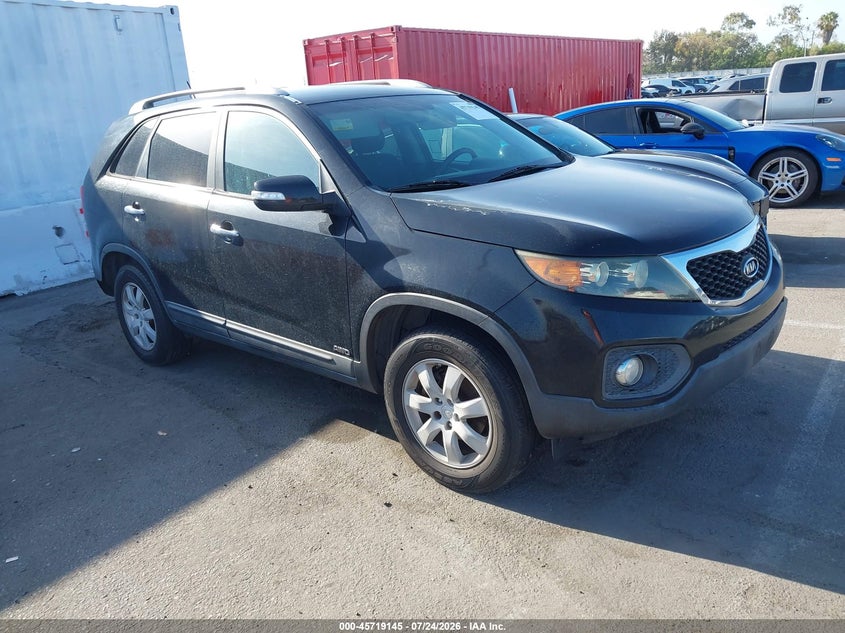2011 Kia Sorento VIN 5XYKTCA10BG179713 IAAI salvage auction — NORMAL WEAR, Clear - Dealer Only (California), sold $1,000 on 2026-07-30 (photo 1)