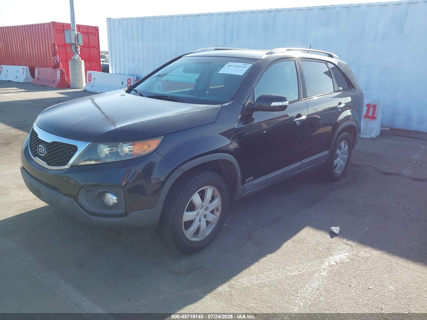 2011 Kia Sorento VIN 5XYKTCA10BG179713 IAAI salvage auction — NORMAL WEAR, Clear - Dealer Only (California), sold $1,000 on 2026-07-30 (photo 2)