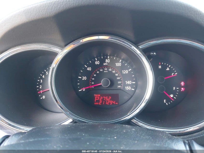 2011 Kia Sorento VIN 5XYKTCA10BG179713 IAAI salvage auction — NORMAL WEAR, Clear - Dealer Only (California), sold $1,000 on 2026-07-30 (photo 7)