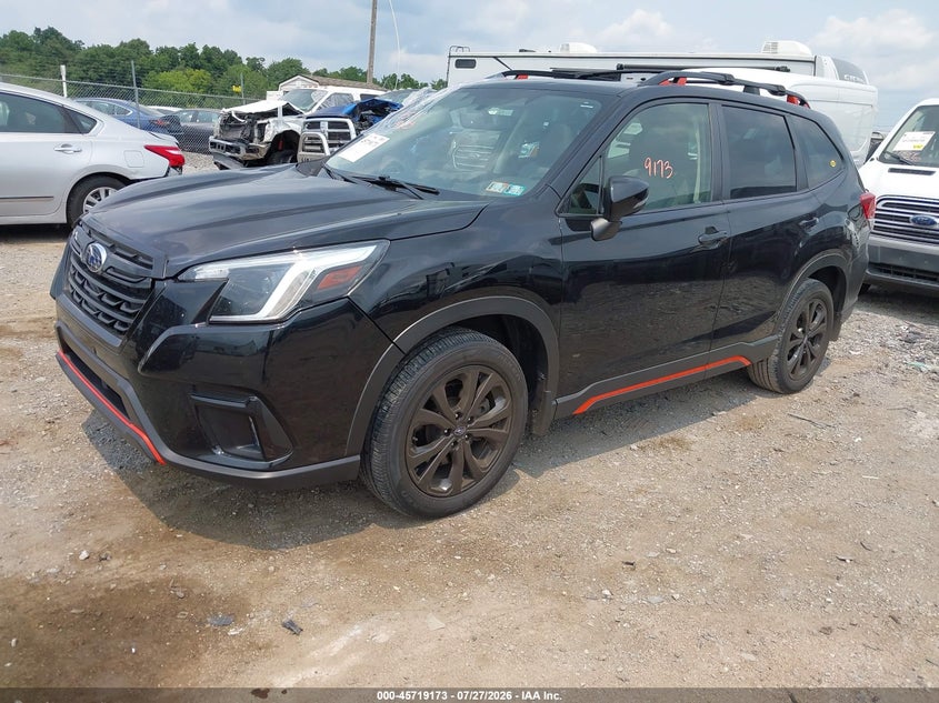 2023 Subaru Forester VIN JF2SKAJC5PH462374 IAAI salvage auction — RIGHT FRONT, Wait Title, sold $9,900 on 2026-09-03 (photo 2)