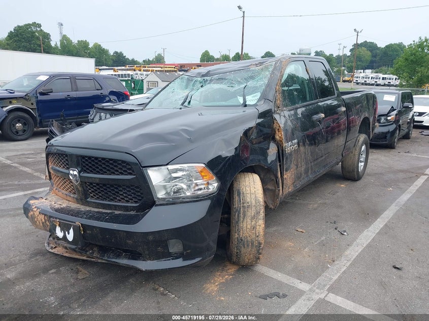 2018 Ram 1500 VIN 1C6RR7FT5JS328082 IAAI salvage auction — ROLLOVER, Salvage Title, sold $1,100 on 2026-10-02 (photo 2)