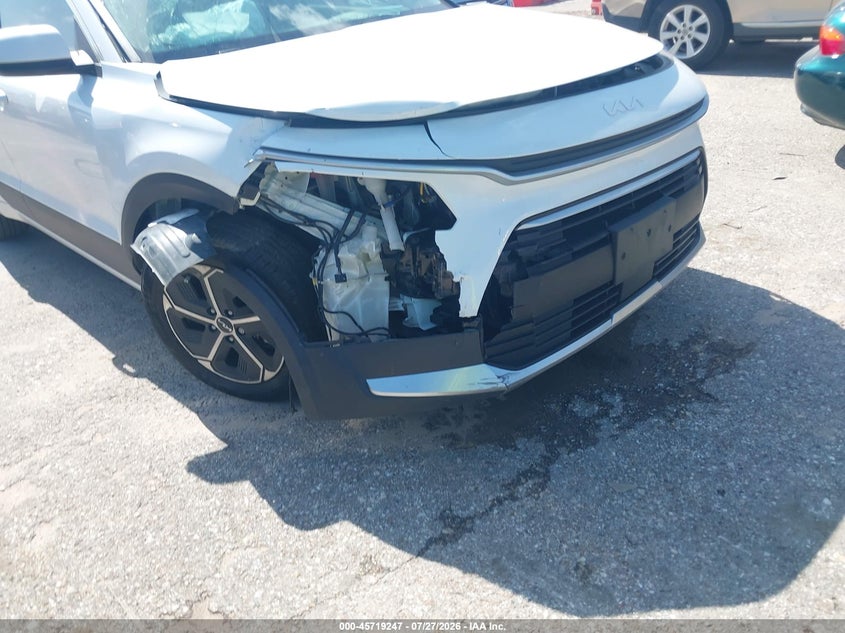 2023 Kia Niro VIN KNDCR3LEXP5047108 IAAI salvage auction — NORMAL WEAR, Original (Texas), sold $7,650 on 2026-08-21 (photo 6)