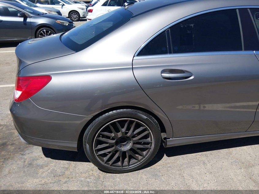 2017 Mercedes-benz Cla-klasse VIN WDDSJ4EB2HN465312 IAAI salvage auction — RIGHT SIDE, Salvage Title, sold $2,875 on 2026-08-19 (photo 6)