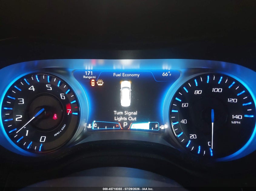 2017 Chrysler 300 VIN 2C3CCAGG1HH582697 IAAI salvage auction — FRONT END, Salvage Title, sold $1,900 on 2026-08-20 (photo 7)