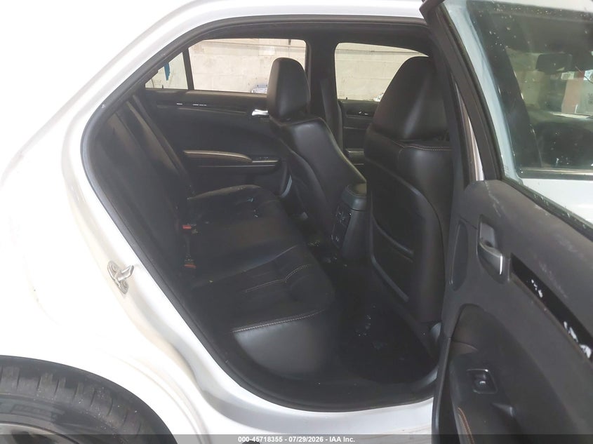 2017 Chrysler 300 VIN 2C3CCAGG1HH582697 IAAI salvage auction — FRONT END, Salvage Title, sold $1,900 on 2026-08-20 (photo 8)