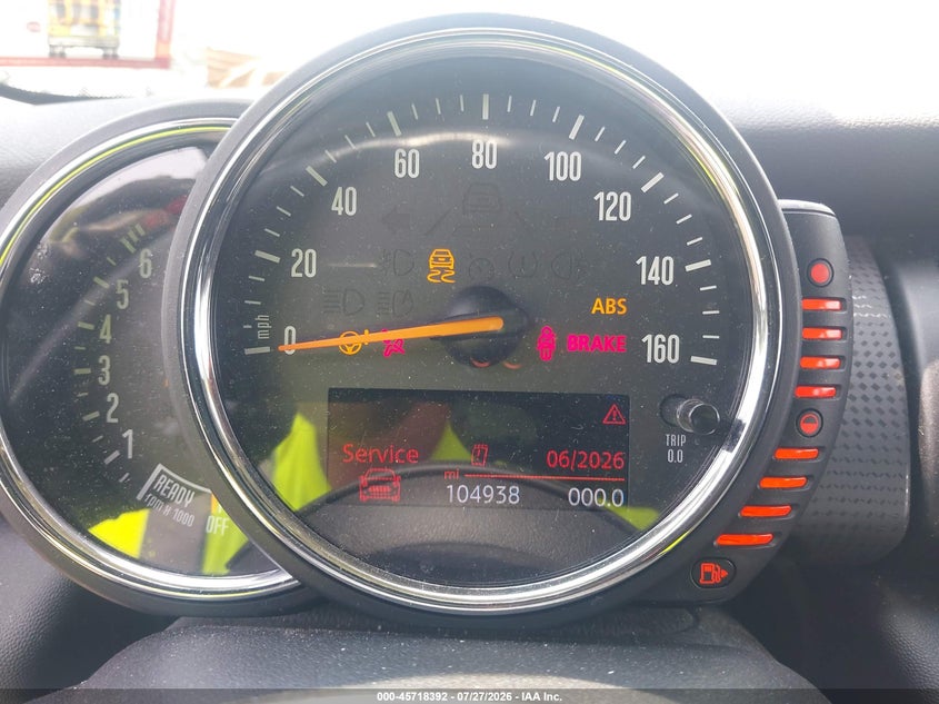 2017 Mini Hard top VIN WMWXU1C57H2E18412 IAAI salvage auction — WATER/FLOOD, Wait Title, sold $700 on 2026-08-19 (photo 7)