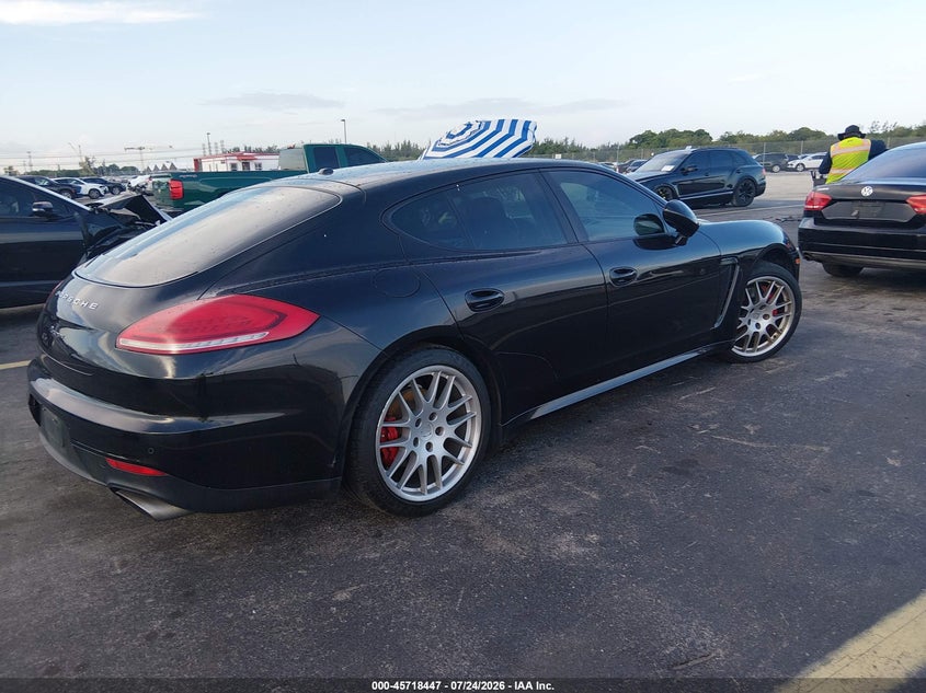 2014 Porsche Panamera VIN WP0AA2A74EL013929 IAAI salvage auction — WATER/FLOOD, Wait Title, sold $3,400 on 2026-08-20 (photo 4)
