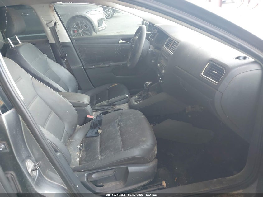 2012 Volkswagen Jetta VIN 3VWDX7AJ5CM341213 IAAI salvage auction — NORMAL WEAR, Clear (Montana), sold $325 on 2026-08-21 (photo 5)