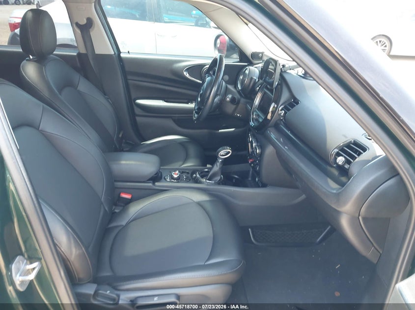 2016 Mini Clubman VIN WMWLN5C53G2E06940 IAAI salvage auction — NORMAL WEAR, Salvage Title, sold $1,100 on 2026-08-17 (photo 5)