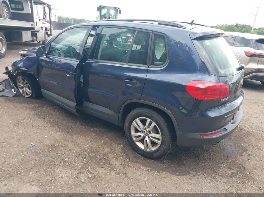 2016 Volkswagen Tiguan VIN WVGBV7AX5GW617833 IAAI salvage auction — ROLLOVER, Salvage Title, sold $425 on 2026-08-19 (photo 3)