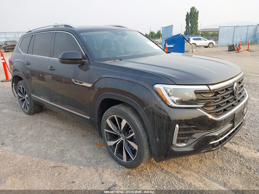 2025 Volkswagen Atlas VIN 1V2FR2CA5SC508982 — IAAI salvage auction photo