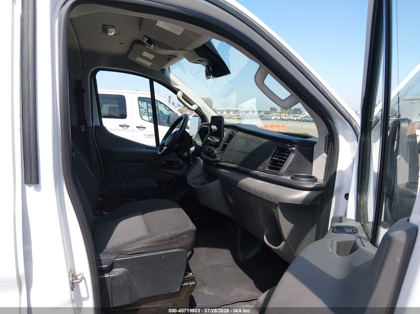 2020 Ford Transit 150 VIN 1FMZK1Y88LKB08663 IAAI salvage auction — NORMAL WEAR, SF97 (California), sold $16,075 on 2026-08-25 (photo 5)