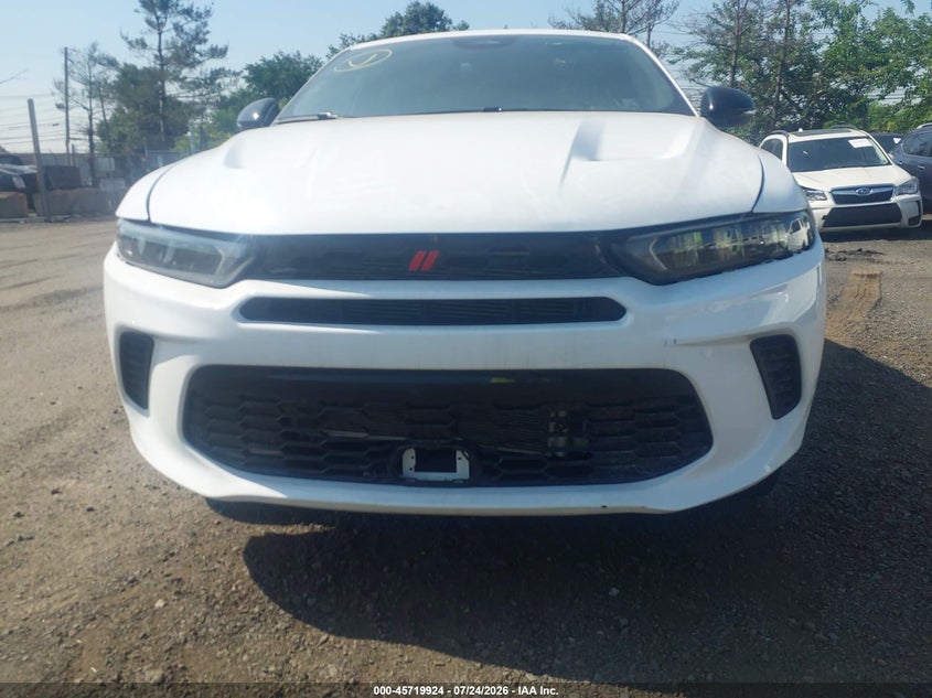 2023 Dodge Hornet VIN ZACNDFAN7P3A02086 IAAI salvage auction — FRONT END, Salvage (Pennsylvania), sold $2,050 on 2026-07-27 (photo 6)