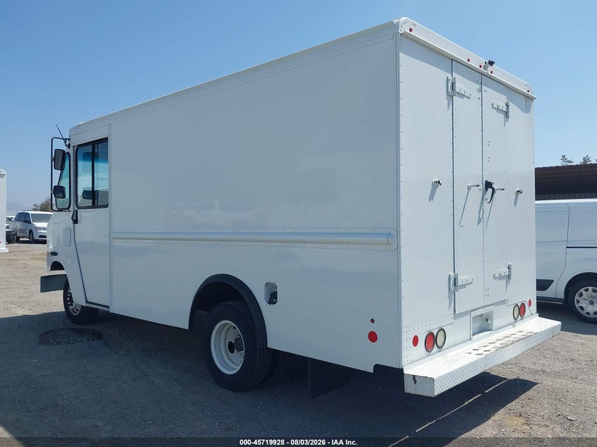 2017 Ford E-350 VIN 1FC3E3KS8HDC66479 IAAI salvage auction — NORMAL WEAR, SF97 (California), sold $11,250 on 2026-08-25 (photo 3)