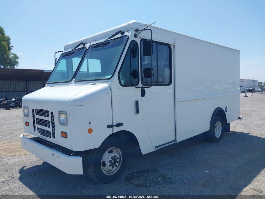 2017 Ford E-350 VIN 1FC3E3KS8HDC66479 IAAI salvage auction — NORMAL WEAR, SF97 (California), sold $11,250 on 2026-08-25 (photo 6)