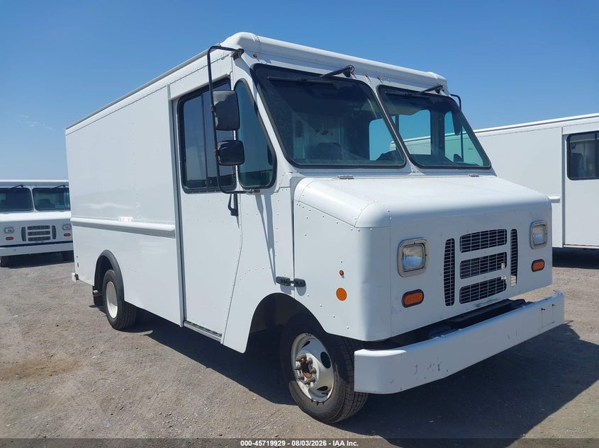2017 Ford E-350 VIN 1FC3E3KS7HDC66473 IAAI salvage auction — NORMAL WEAR, SF97 (California), sold $7,300 on 2026-09-10 (photo 1)