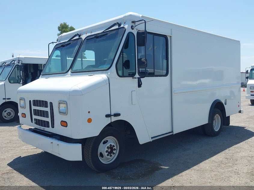 2017 Ford E-350 VIN 1FC3E3KS7HDC66473 IAAI salvage auction — NORMAL WEAR, SF97 (California), sold $7,300 on 2026-09-10 (photo 6)