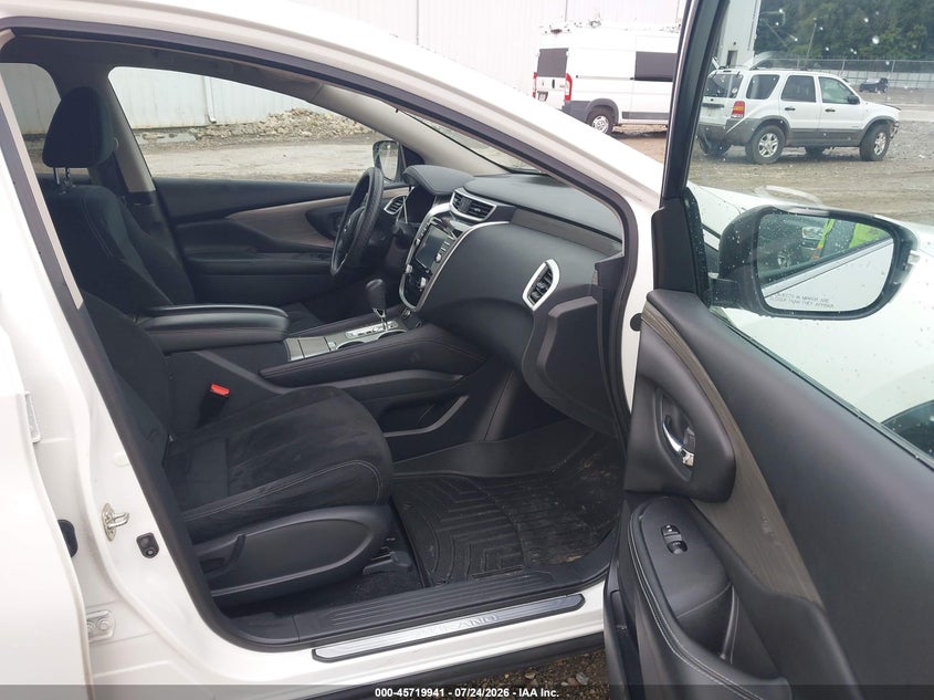 2017 Nissan Murano VIN 5N1AZ2MG4HN180770 IAAI salvage auction — NORMAL WEAR, Repossession Paperwork (Georgia), sold $8,025 on 2026-08-20 (photo 5)