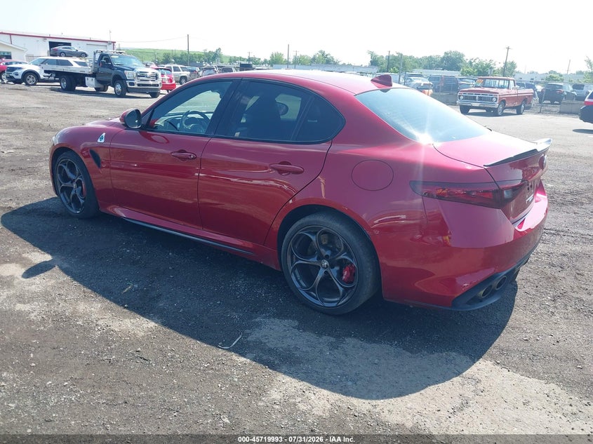2018 Alfa romeo Giulia VIN ZARFAEAV4J7591835 IAAI salvage auction — FRONT END, Clear (New Jersey), sold $20,850 on 2026-08-03 (photo 3)