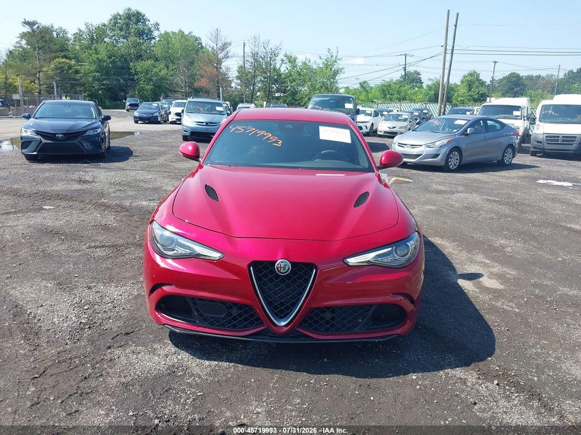 2018 Alfa romeo Giulia VIN ZARFAEAV4J7591835 IAAI salvage auction — FRONT END, Clear (New Jersey), sold $20,850 on 2026-08-03 (photo 6)
