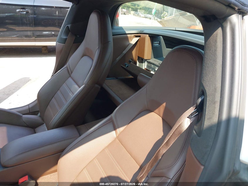 2021 Porsche 911 VIN WP0BB2A95MS235824 IAAI salvage auction — WATER/FLOOD, Salvage Title, sold $87,500 on 2026-08-18 (photo 8)