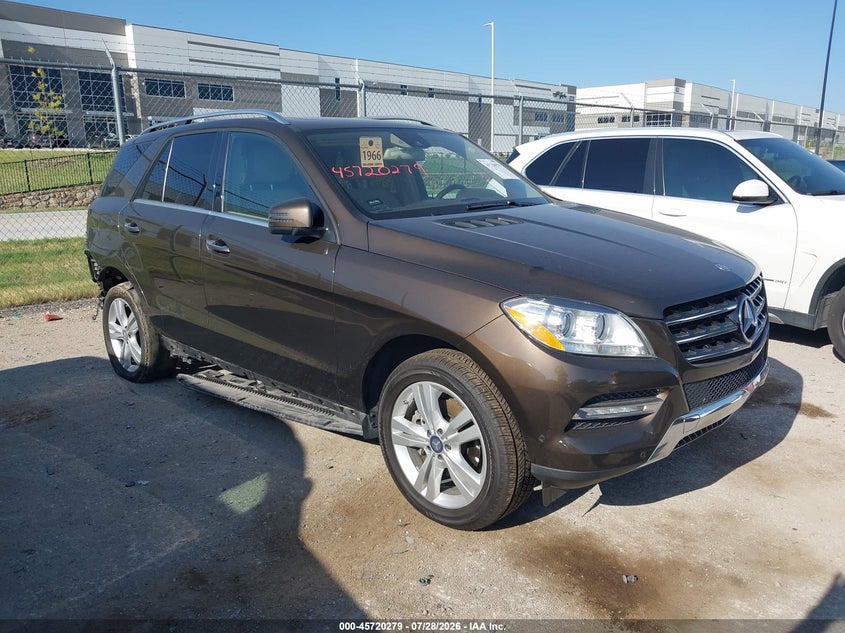 2013 Mercedes-benz M-klasse VIN 4JGDA5JB2DA104660 — IAAI salvage auction photo