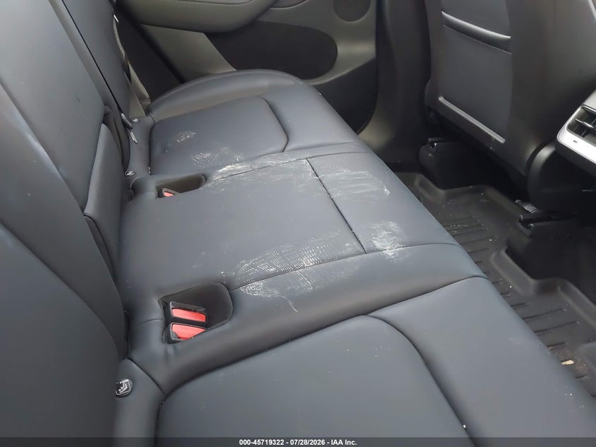 2024 Tesla Model y VIN 7SAYGDED2RF110387 IAAI salvage auction — FRONT END, Salvage Title, sold $10,000 on 2026-08-27 (photo 8)