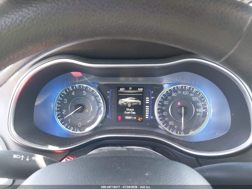 2015 Chrysler 200 VIN 1C3CCCAB8FN702220 IAAI salvage auction — FRONT END, Salvage Title, sold $300 on 2026-08-20 (photo 7)