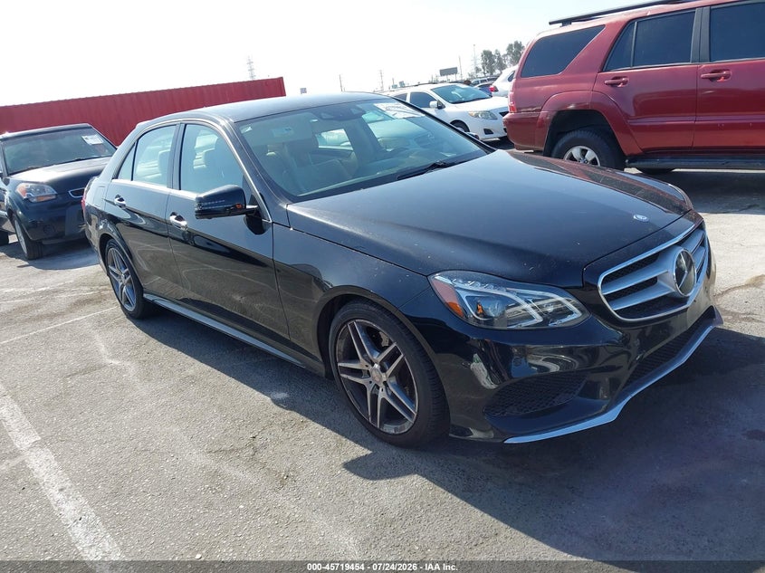 2014 Mercedes-benz E-klasse VIN WDDHF5KB4EA975539 IAAI salvage auction — NORMAL WEAR, Clear - Dealer Only (California), sold $25 on 2026-07-30 (photo 1)
