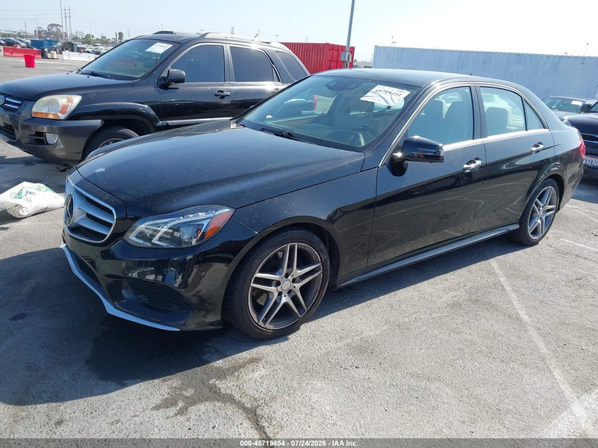 2014 Mercedes-benz E-klasse VIN WDDHF5KB4EA975539 IAAI salvage auction — NORMAL WEAR, Clear - Dealer Only (California), sold $25 on 2026-07-30 (photo 2)