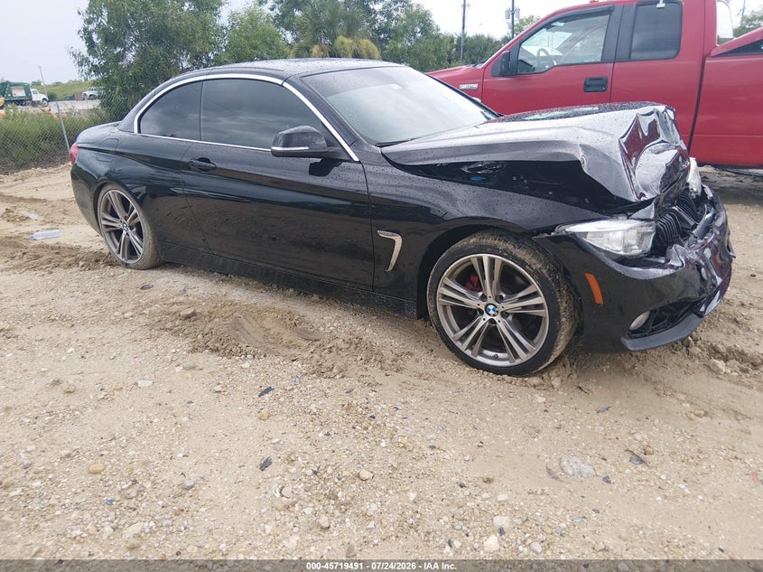 2017 BMW 4er VIN WBA4U7C5XH5D42723 IAAI salvage auction — FRONT END, Wait Title, sold $3,200 on 2026-08-13 (photo 1)