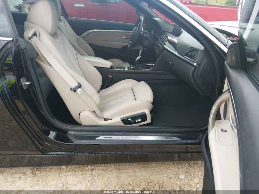 2017 BMW 4er VIN WBA4U7C5XH5D42723 IAAI salvage auction — FRONT END, Wait Title, sold $3,200 on 2026-08-13 (photo 5)