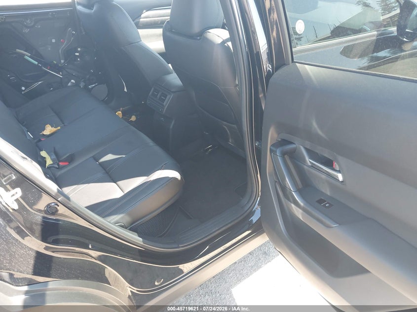 2026 Mazda Cx-50 VIN 7MMVAAEWXTN175689 IAAI salvage auction — FRONT END, Wait Title, sold $16,700 on 2026-08-03 (photo 8)