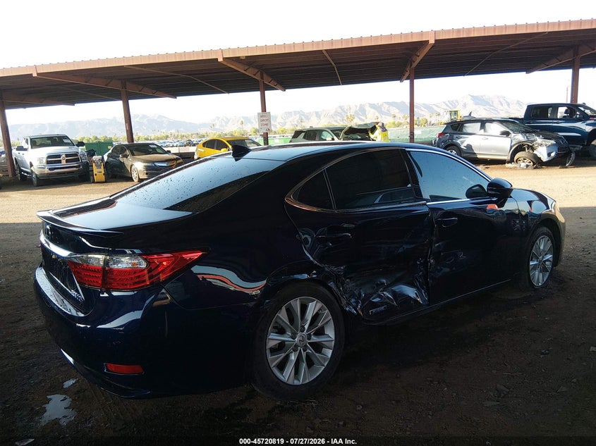 2015 Lexus ES VIN JTHBW1GGXF2098773 IAAI salvage auction — RIGHT SIDE, Salvage Title, sold $4,650 on 2026-09-10 (photo 6)