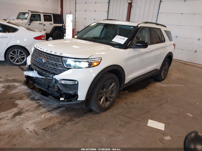 2022 Ford Explorer VIN 1FMSK8DH5NGC05096 IAAI salvage auction — FRONT END, Wait Title, sold $10,300 on 2026-09-01 (photo 2)