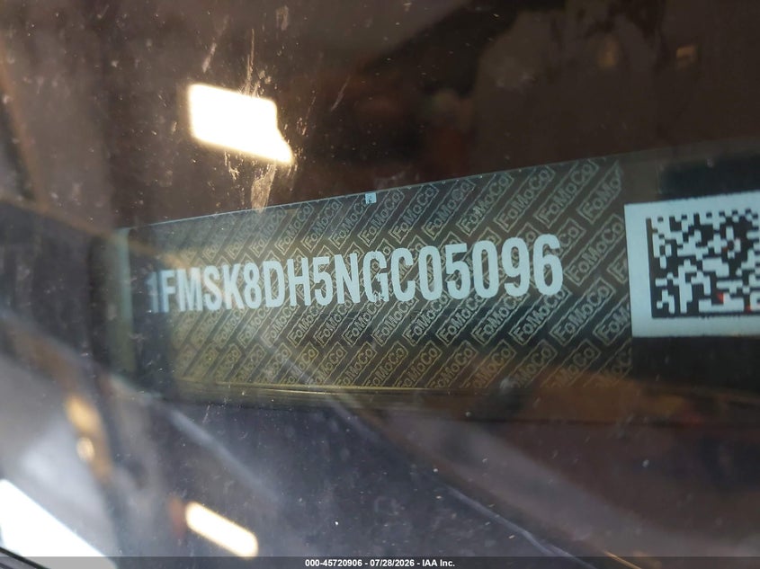 2022 Ford Explorer VIN 1FMSK8DH5NGC05096 IAAI salvage auction — FRONT END, Wait Title, sold $10,300 on 2026-09-01 (photo 9)