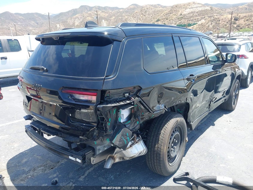 2023 Jeep Grand cherokee VIN 1C4RJKBG4P8869190 IAAI salvage auction — SIDE, Wait Title, sold $13,750 on 2026-09-12 (photo 4)