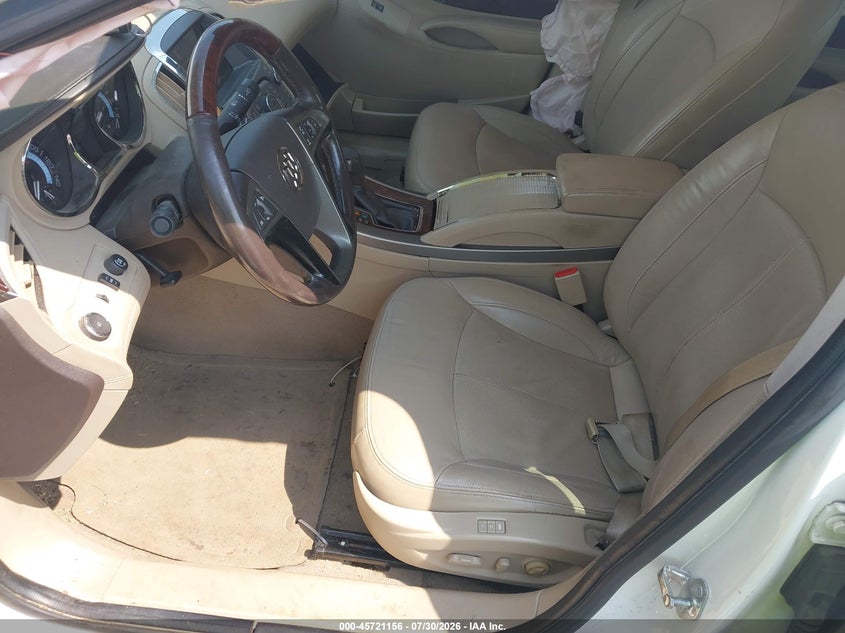 2012 Buick Lacrosse VIN 1G4GH5E33CF212444 IAAI salvage auction — RIGHT SIDE, Wait Title, sold $300 on 2026-08-27 (photo 5)