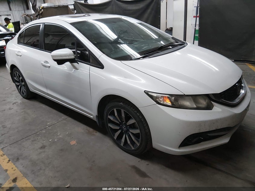 2014 Honda Civic VIN 19XFB2F90EE228231 IAAI salvage auction — SIDE, Salvage Title, sold $3,600 on 2026-08-23 (photo 1)
