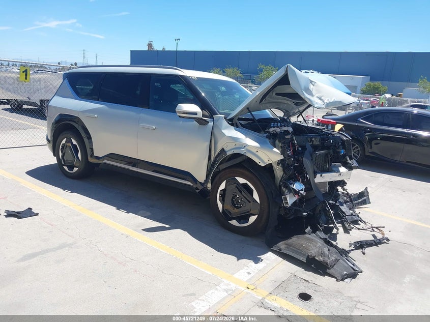 2024 Kia Ev9 VIN KNDADFS53R6039440 — IAAI salvage auction photo