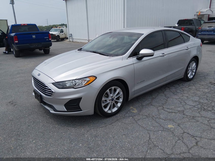 2019 Ford Fusion VIN 3FA6P0LU8KR274480 IAAI salvage auction — NORMAL WEAR, SF97 (Maryland), sold $12,400 on 2026-09-08 (photo 2)
