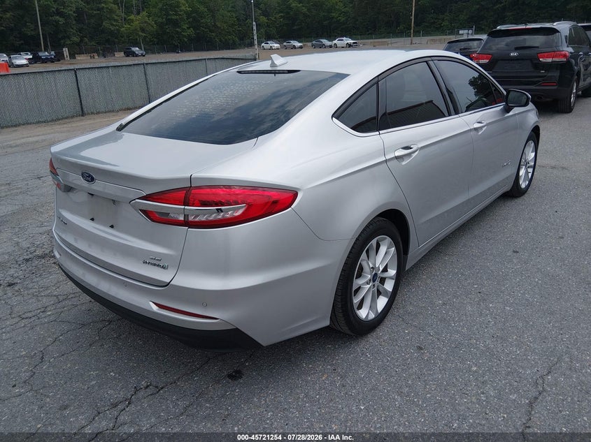 2019 Ford Fusion VIN 3FA6P0LU8KR274480 IAAI salvage auction — NORMAL WEAR, SF97 (Maryland), sold $12,400 on 2026-09-08 (photo 4)