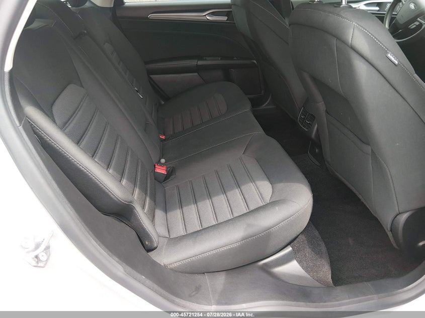 2019 Ford Fusion VIN 3FA6P0LU8KR274480 IAAI salvage auction — NORMAL WEAR, SF97 (Maryland), sold $12,400 on 2026-09-08 (photo 8)