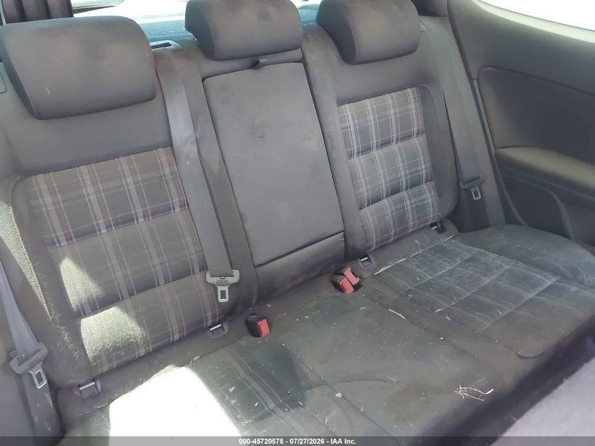 2010 Volkswagen Gti VIN WVWFD7AJ9AW140285 IAAI salvage auction — NORMAL WEAR, Salvage Title - Dealer (California), sold $800 on 2026-08-04 (photo 8)