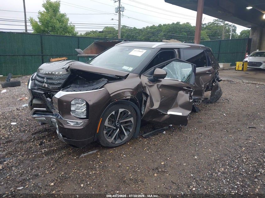 2022 Mitsubishi Outlander VIN JA4J4VA87NZ054628 IAAI salvage auction — LEFT SIDE, Wait Title, sold $3,600 on 2026-09-22 (photo 2)