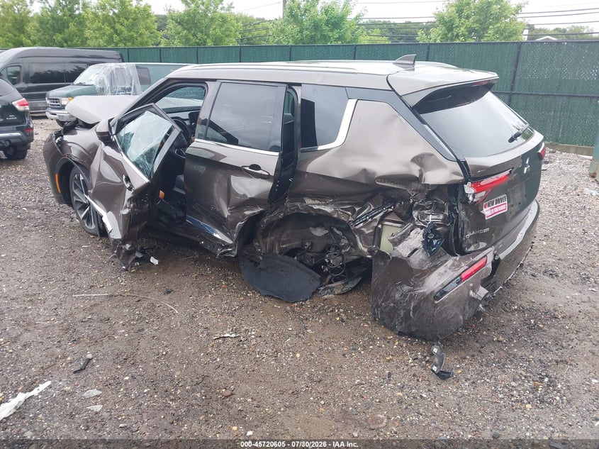 2022 Mitsubishi Outlander VIN JA4J4VA87NZ054628 IAAI salvage auction — LEFT SIDE, Wait Title, sold $3,600 on 2026-09-22 (photo 3)