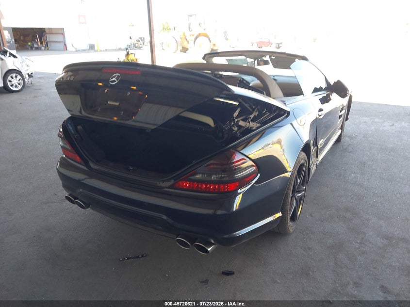 2011 Mercedes-benz Sl-class VIN WDBSK7BA6BF165437 IAAI salvage auction — RIGHT SIDE, Salvage (California), sold $4,050 on 2026-08-13 (photo 4)