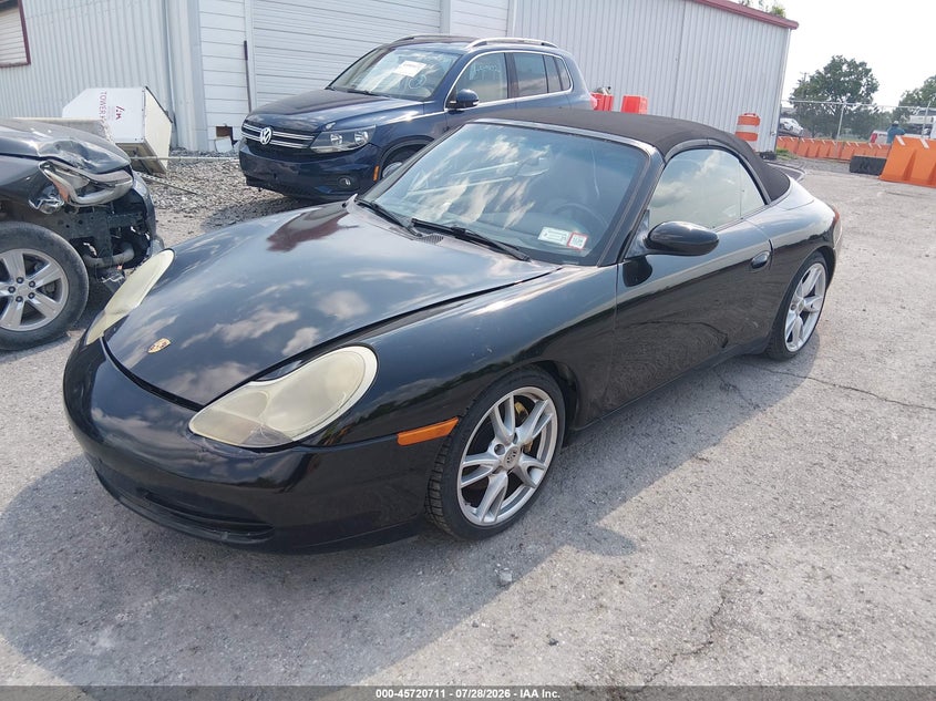 1999 Porsche 911 VIN WP0CA299TXS652801 IAAI salvage auction — NORMAL WEAR, Clear (Tennessee), sold $7,800 on 2026-08-13 (photo 2)