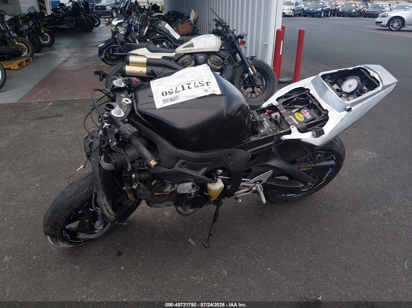 2005 Yamaha Yzfr6 VIN JYARJ06EX5A021085 IAAI salvage auction — THEFT, Salvage (Nevada), sold $225 on 2026-08-26 (photo 2)