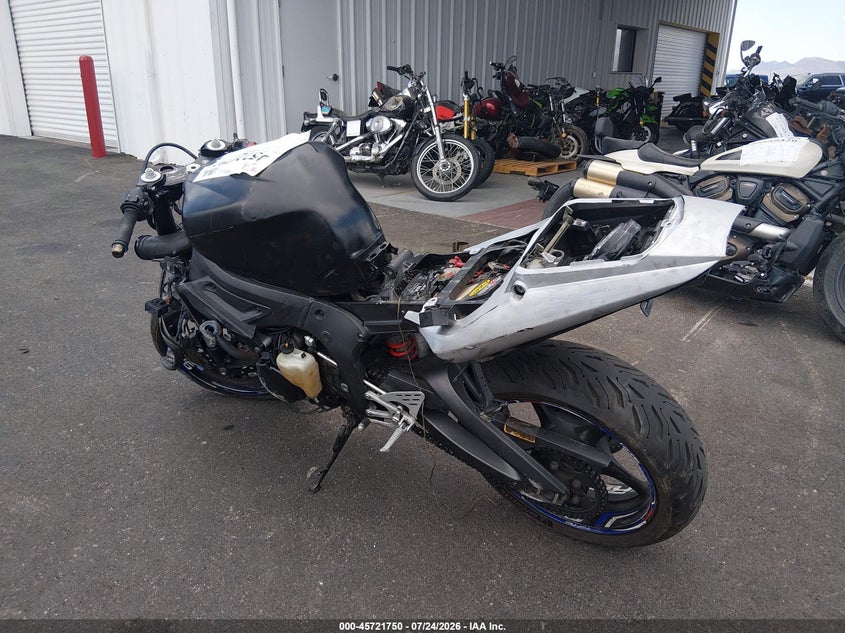 2005 Yamaha Yzfr6 VIN JYARJ06EX5A021085 IAAI salvage auction — THEFT, Salvage (Nevada), sold $225 on 2026-08-26 (photo 3)
